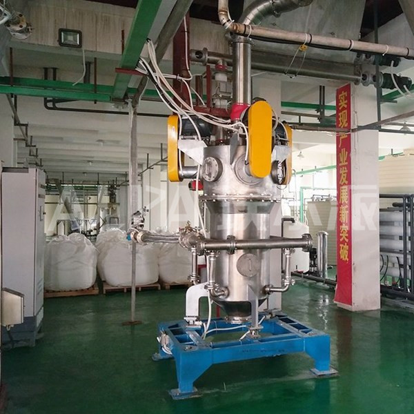 <a href=http://www.shuangluoxuan.cn/chanpin/27.html target=_blank class=infotextkey>氣流粉碎機</a>現(xiàn)場圖